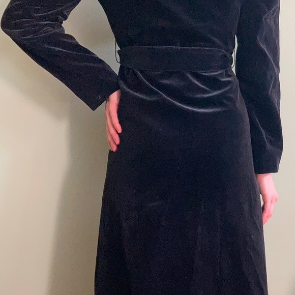 1973 Black Velvet Coat - Picture 2 of 3